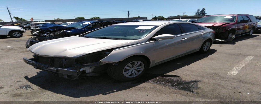 5NPEB4AC5BH022839 2011 HYUNDAI SONATA photo no. 2