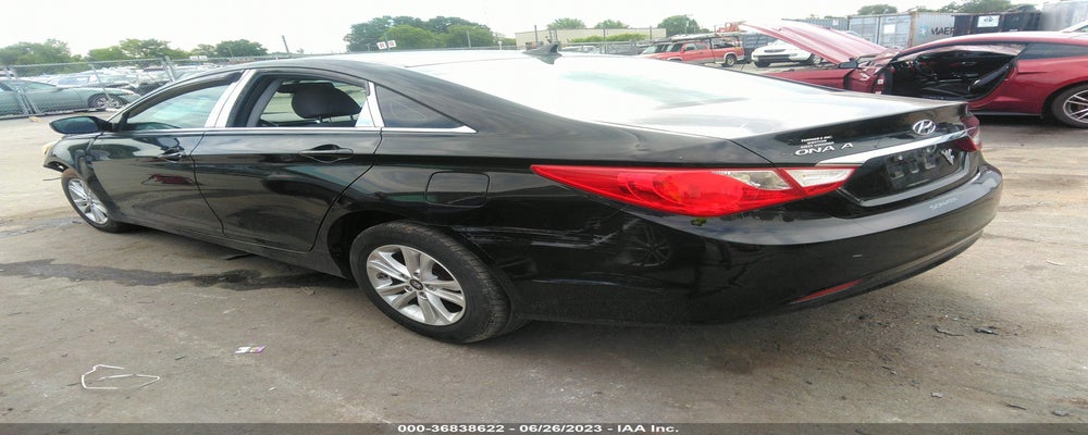 5NPEB4AC1BH184502 2011 HYUNDAI SONATA photo no. 3