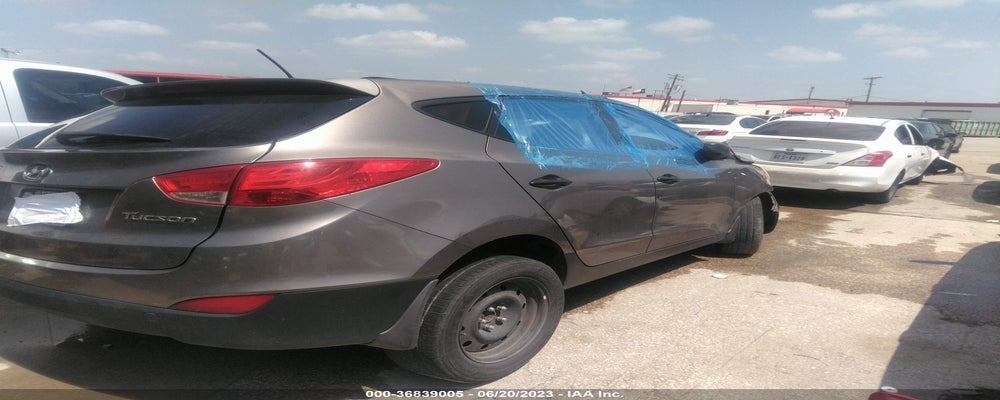 KM8JT3AB5BU242772 2011 HYUNDAI TUCSON photo no. 4