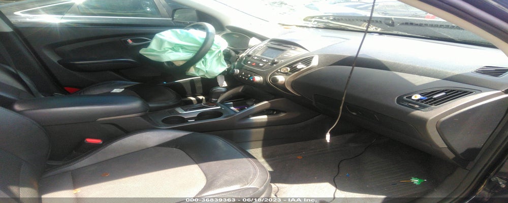 KM8JTCAF1FU077215 2015 HYUNDAI TUCSON photo no. 5