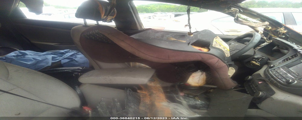 KM8J33A4XGU075138 2016 HYUNDAI TUCSON photo no. 5