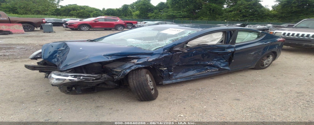 KMHDH4AE5GU640554 2016 HYUNDAI ELANTRA photo no. 2