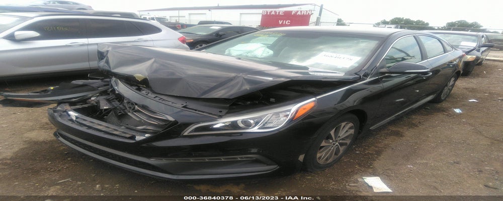 5NPE34AF7FH113950 2015 HYUNDAI SONATA photo no. 2