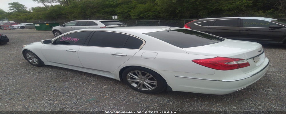 KMHGC4DD1CU206804 2012 HYUNDAI GENESIS photo no. 3