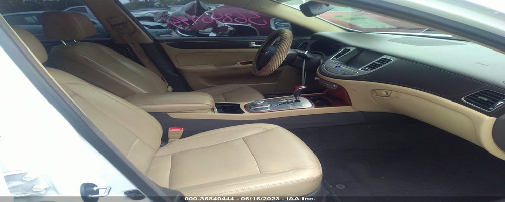 KMHGC4DD1CU206804 2012 HYUNDAI GENESIS photo no. 5