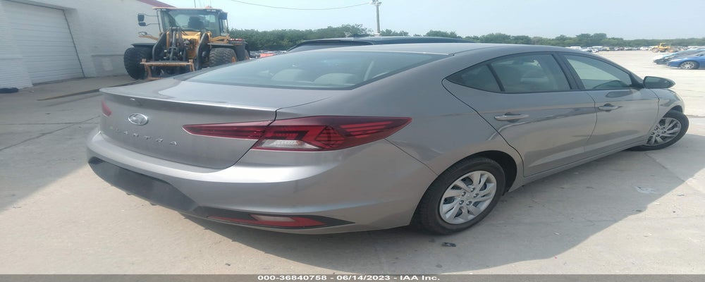 KMHD74LF8LU951558 2020 HYUNDAI ELANTRA photo no. 4