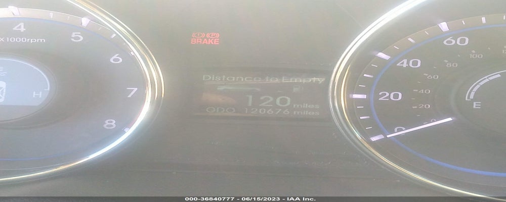 5NPEC4AB8BH307751 2011 HYUNDAI SONATA photo no. 7