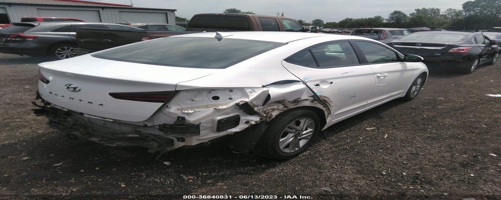 5NPD84LF2LH569764 2020 HYUNDAI ELANTRA photo no. 4