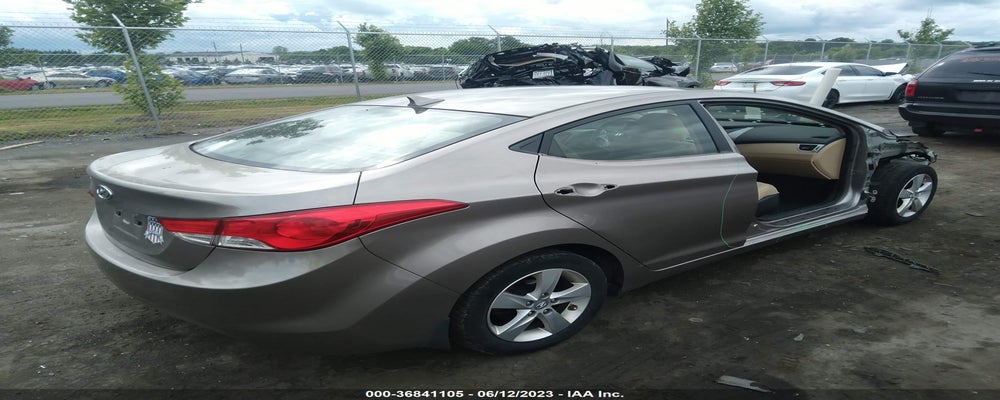 5NPDH4AE7DH163202 2013 HYUNDAI ELANTRA photo no. 4