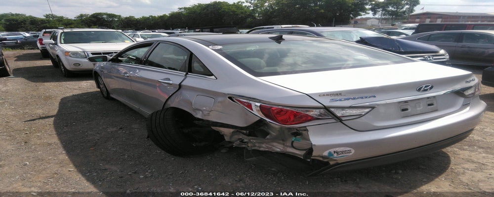 KMHEC4A40FA128890 2015 HYUNDAI SONATA HYBRID photo no. 3