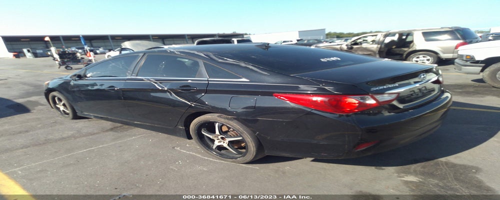 5NPEB4AC6EH908141 2014 HYUNDAI SONATA photo no. 3