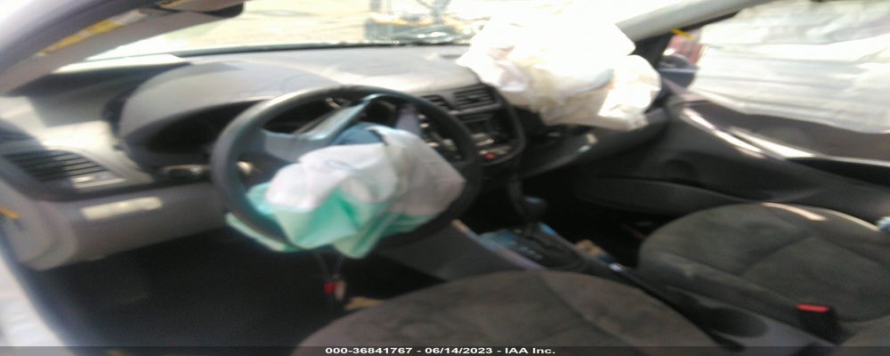 KMHCT4AE5FU890305 2015 HYUNDAI ACCENT photo no. 5