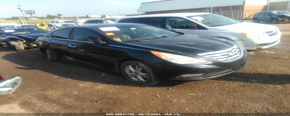 5NPEC4AB1BH306540 2011 HYUNDAI SONATA photo no. 16