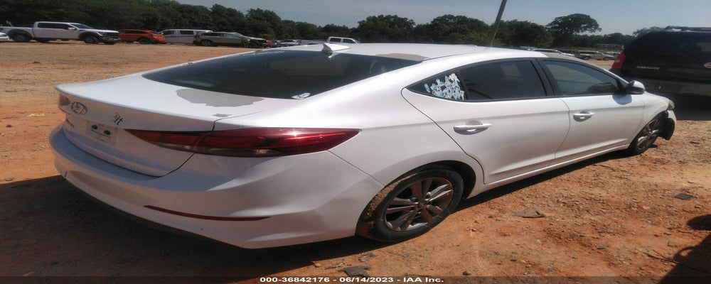 5NPD84LF8HH170719 2017 HYUNDAI ELANTRA photo no. 4