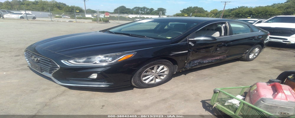 5NPE24AF2JH671040 2018 HYUNDAI SONATA photo no. 2