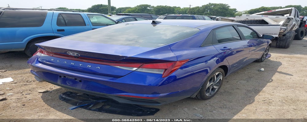 KMHLS4AG3PU452582 2023 HYUNDAI ELANTRA photo no. 4
