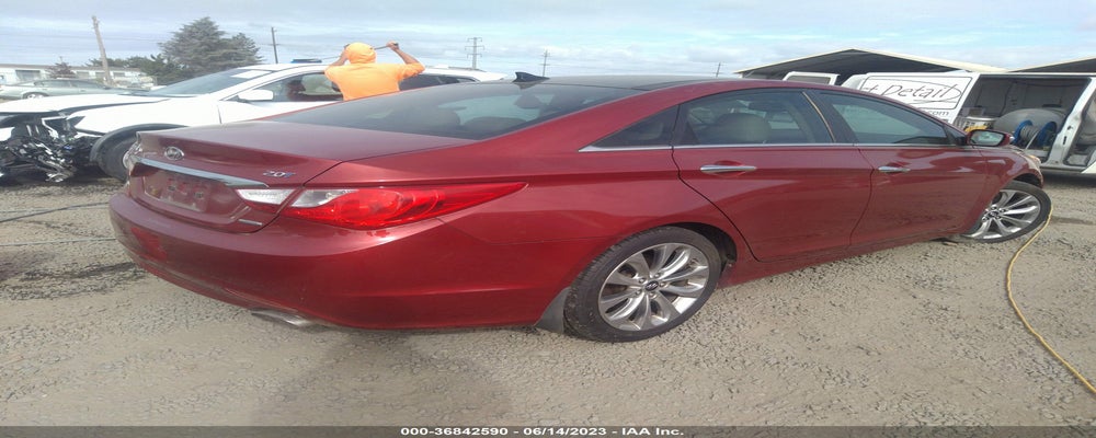 5NPEC4ABXCH503370 2012 HYUNDAI SONATA photo no. 4