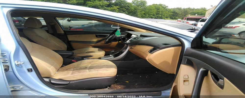 KMHDH4AE3BU151742 2011 HYUNDAI ELANTRA photo no. 5