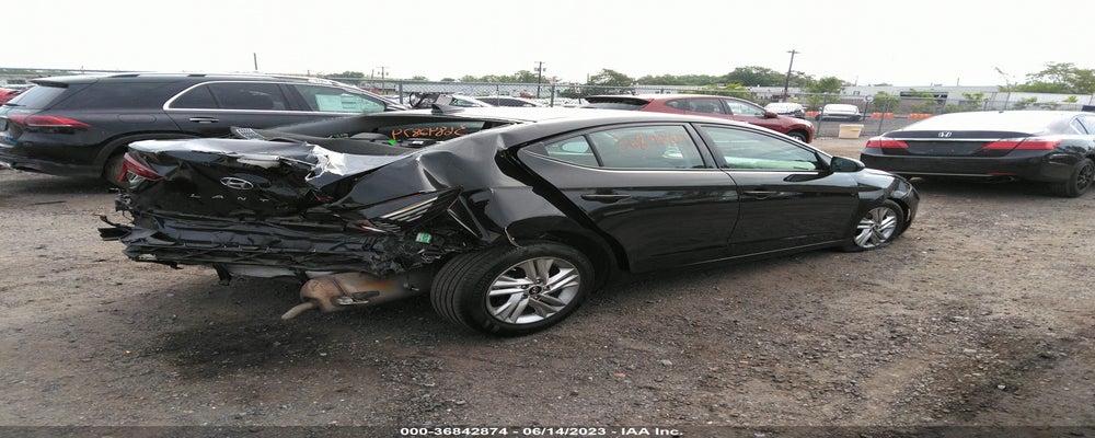 5NPD84LF8LH563502 2020 HYUNDAI ELANTRA photo no. 4