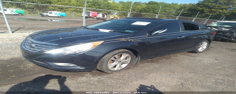 5NPEC4ABXBH296624 2011 HYUNDAI SONATA photo no. 2