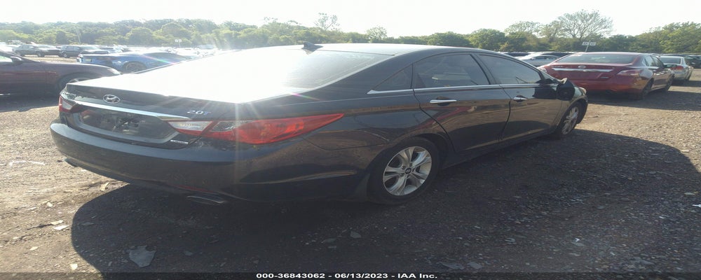 5NPEC4ABXBH296624 2011 HYUNDAI SONATA photo no. 4