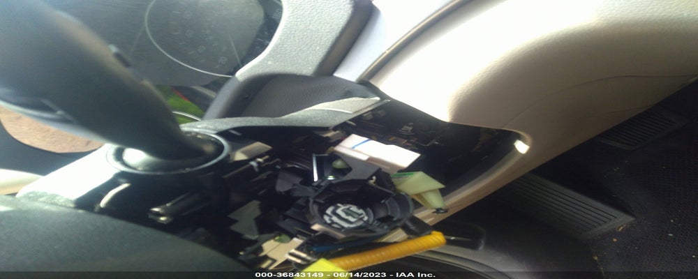 KMHD84LF4HU160108 2017 HYUNDAI ELANTRA photo no. 6
