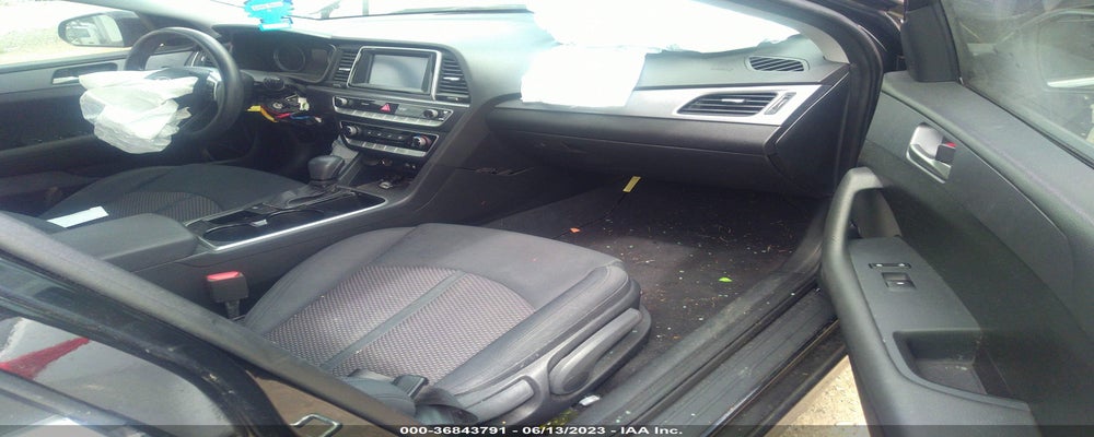 5NPE24AF8JH692717 2018 HYUNDAI SONATA photo no. 5