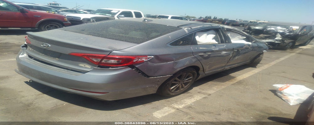 5NPE24AF9FH207511 2015 HYUNDAI SONATA photo no. 4