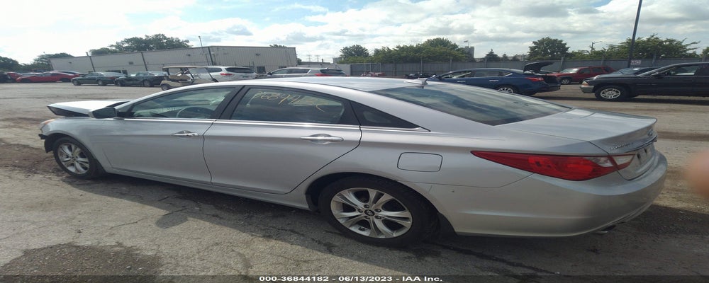 5NPEC4AC0CH410947 2012 HYUNDAI SONATA photo no. 3