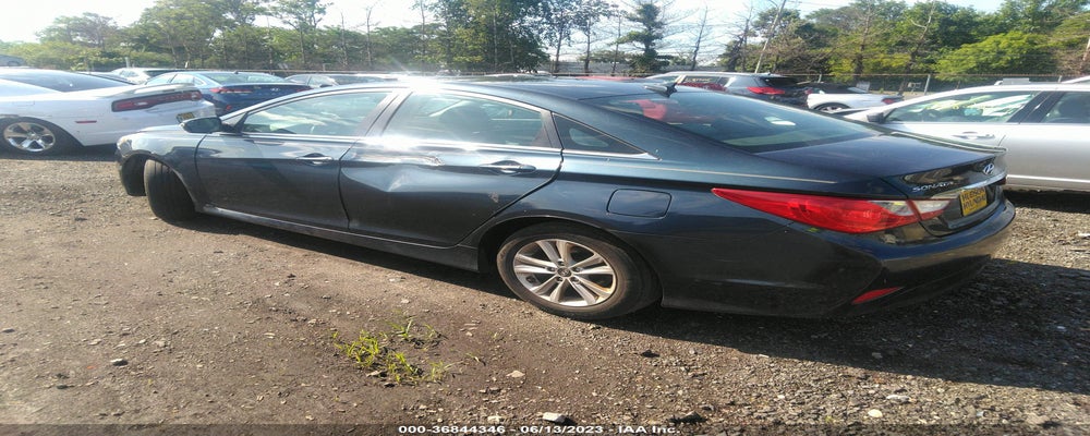 5NPEB4AC4EH858341 2014 HYUNDAI SONATA photo no. 3