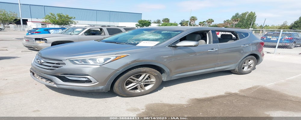 5NMZT3LB7HH040858 2017 HYUNDAI SANTA FE SPORT photo no. 2