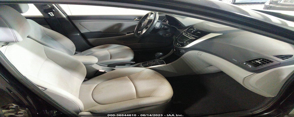 KMHCU5AEXDU070432 2013 HYUNDAI ACCENT photo no. 5