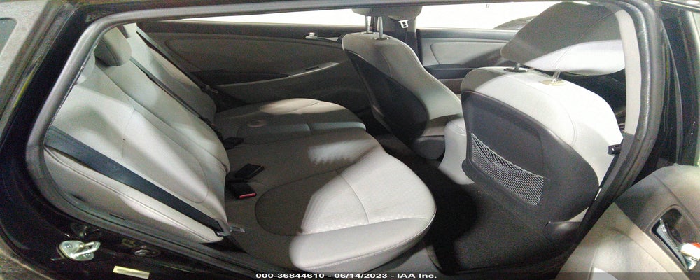 KMHCU5AEXDU070432 2013 HYUNDAI ACCENT photo no. 8