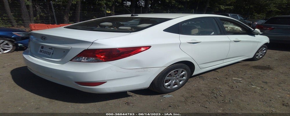 KMHCT4AE3DU272266 2013 HYUNDAI ACCENT photo no. 4
