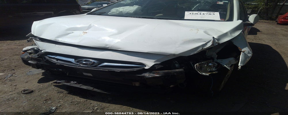KMHCT4AE3DU272266 2013 HYUNDAI ACCENT photo no. 6