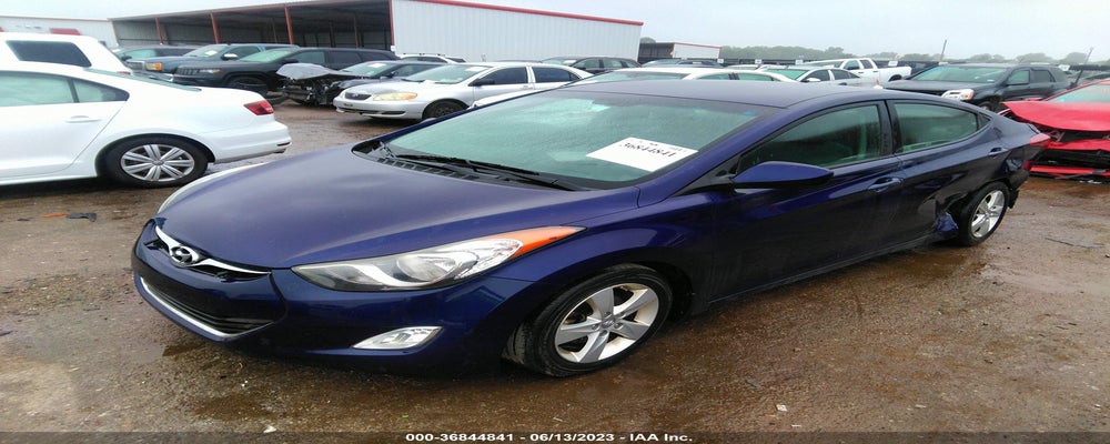 5NPDH4AE6DH413996 2013 HYUNDAI ELANTRA photo no. 2