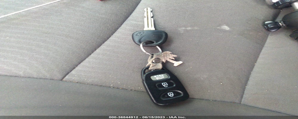 5NPDH4AE9GH674558 2016 HYUNDAI ELANTRA photo no. 11