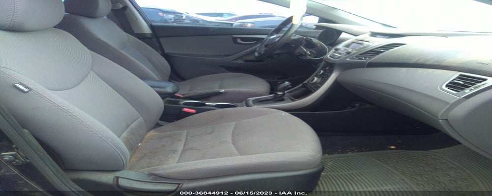 5NPDH4AE9GH674558 2016 HYUNDAI ELANTRA photo no. 5