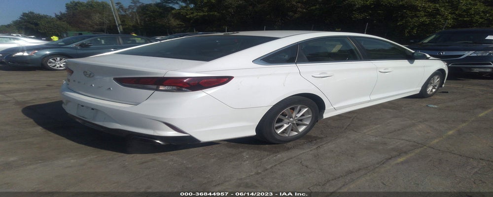 5NPE24AF7JH599770 2018 HYUNDAI SONATA photo no. 4