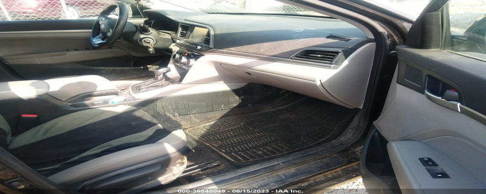 KMHD84LF5KU759204 2019 HYUNDAI ELANTRA photo no. 5
