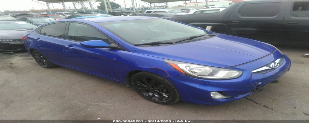 KMHCU4AE7DU299581 2013 HYUNDAI ACCENT photo no. 12