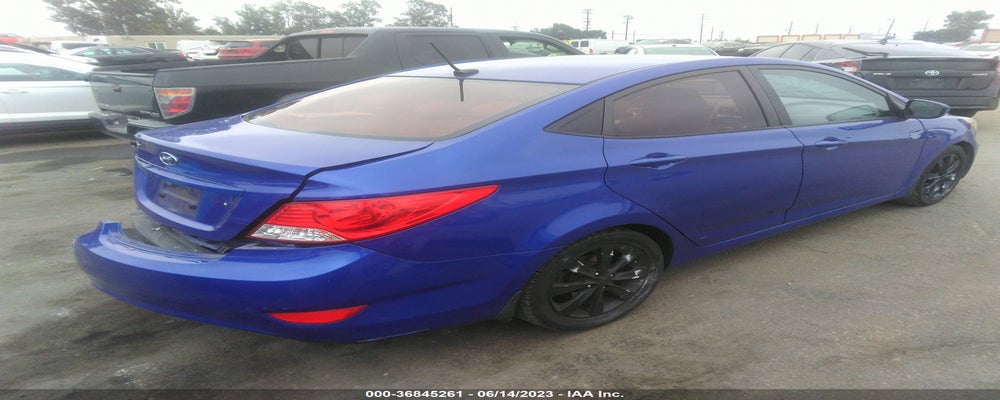 KMHCU4AE7DU299581 2013 HYUNDAI ACCENT photo no. 4