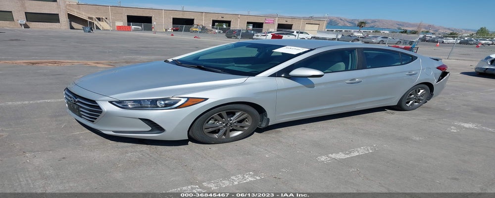 5NPD84LF1HH193582 2017 HYUNDAI ELANTRA photo no. 2