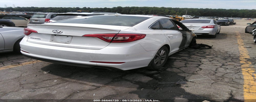 5NPE24AF6GH423267 2016 HYUNDAI SONATA photo no. 4