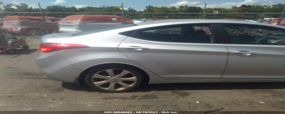 5NPDH4AE6DH199754 2013 HYUNDAI ELANTRA photo no. 8