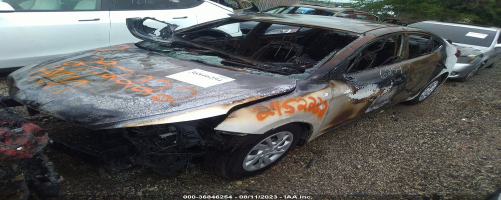 5NPD74LF8KH429932 2019 HYUNDAI ELANTRA photo no. 2