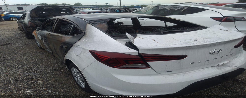 5NPD74LF8KH429932 2019 HYUNDAI ELANTRA photo no. 3