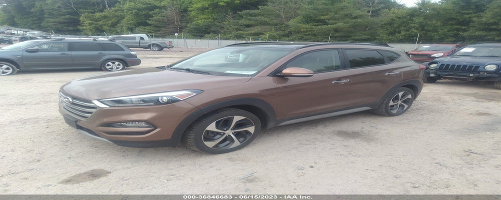 KM8J3CA24HU445080 2017 HYUNDAI TUCSON photo no. 2