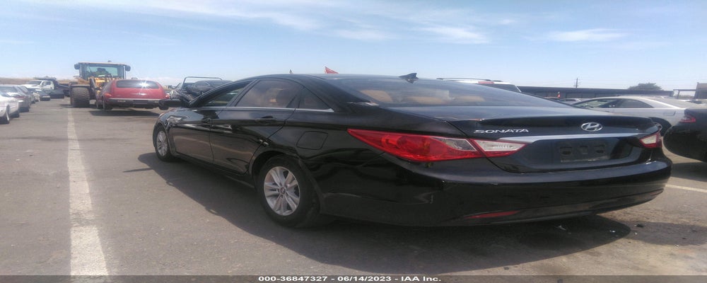 5NPEB4AC8CH414635 2012 HYUNDAI SONATA photo no. 3