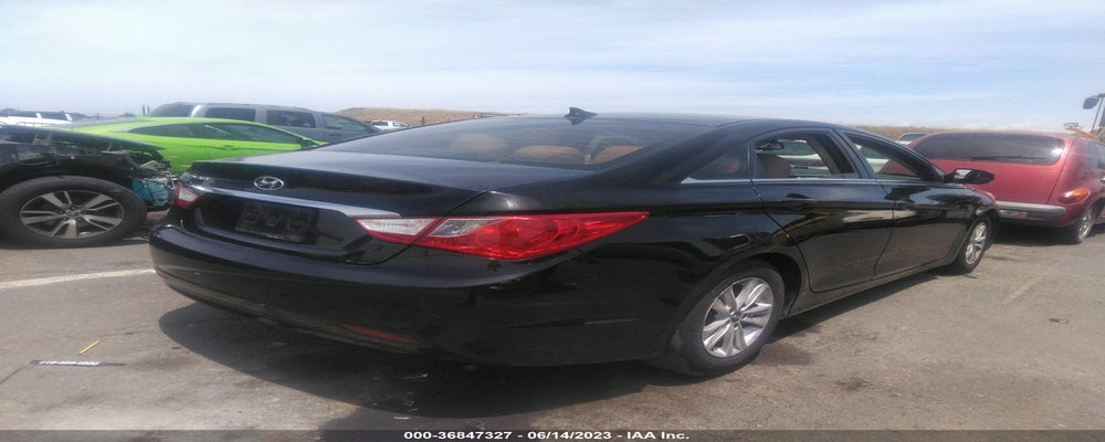 5NPEB4AC8CH414635 2012 HYUNDAI SONATA photo no. 4